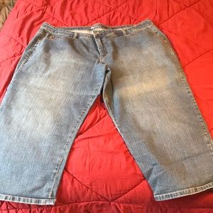 Capri jeans
